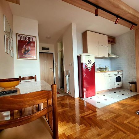 Lilly Dream Home Apartment Retro Back To 60S And 70S Sarajevo Saraievo Exterior foto