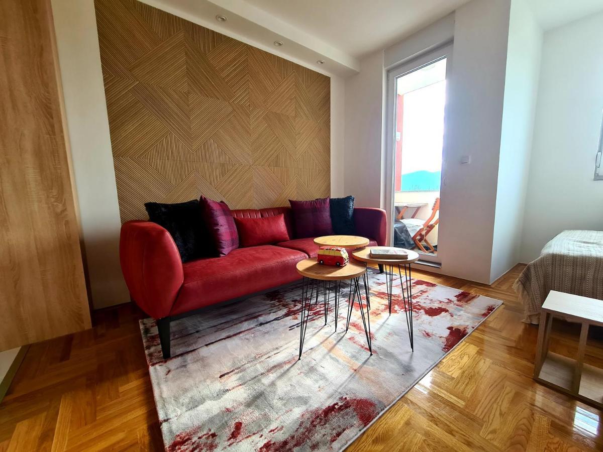 Lilly Dream Home Apartment Retro Back To 60S And 70S Sarajevo Saraievo Exterior foto